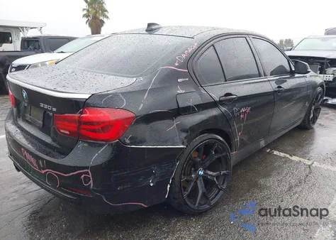 2018 BMW 330E Iperformance z USA, uszkodzony, nr VIN WBA8E1C53JA159427